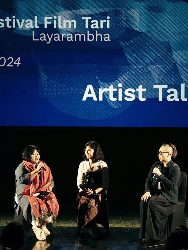 Dian Sastro di premiere "Kotak". (Instagram/@therealdisastr)