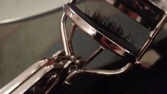 [bintang] 10 Foto Ini Bikin Kamu Merasa Jadi Orang Paling Untung di Dunia!