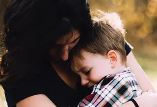 Ilustrasi anak yang sedih karena kesehatan mentalnya. (Foto: Unsplash/Jordan Whitt)