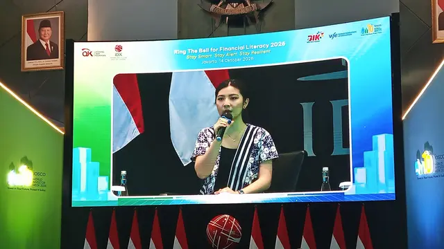 Financial Planner & Book Author Prita Ghozie, Komika, Financial Content Creator & WPPE Certified Yudha Ramadhan Keling, dan Financial Content Creator, AI Enthusiast & WMI Certified Kelly Patricia