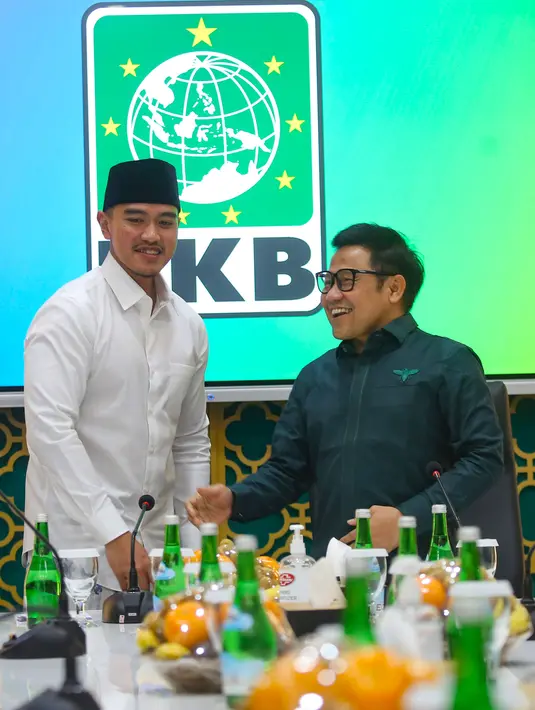 Ketua Umum PKB Muhaimin Iskandar atau Cak Imin juga menyambut kedatangan Kaesang Pangarep. (merdeka.com/Arie Basuki)