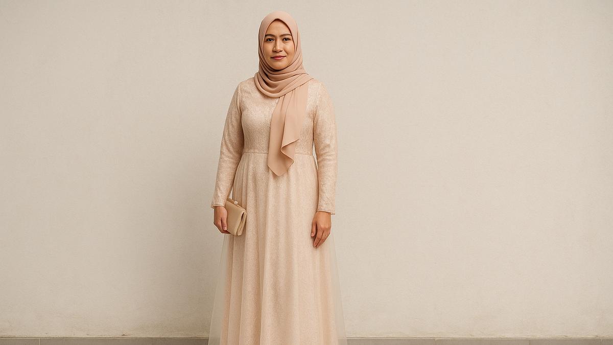 7 Model Gamis Brokat A-line untuk Ibu-Ibu Usia 40 Tahun, Cocok untuk Berbagai Acara di 2025