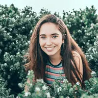 Cara make up natural (Sumber: Unshplash)