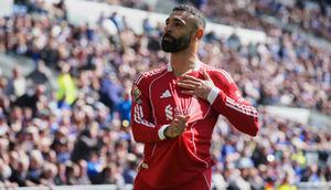 Selebrasi Mohamed Salah dalam laga Everton vs Liverpool di Liga Inggris 2025/2026, Minggu (19/4/2026). (AP Photo/Ian Hodgson)