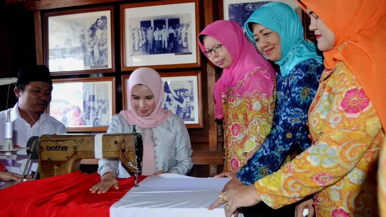 istri gubernur bengkulu di rumah fatmawati