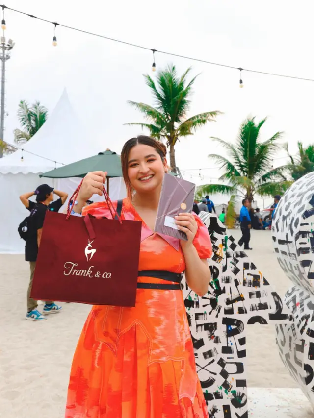 Stephanie Poetri di Jewellery Lounge, Artist Village HITC 2022 Credit by Frank & co.