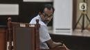 Terdakwa Haris Azhar saat menjalani sidang lanjutan kasus pencemaran nama baik Menteri Koordinator Kemaritiman dan Investasi Luhut Binsar Pandjaitan di Pengadilan Negeri Jakarta Timur, Senin (29/5/2023). (merdeka.com/Iqbal S. Nugroho)