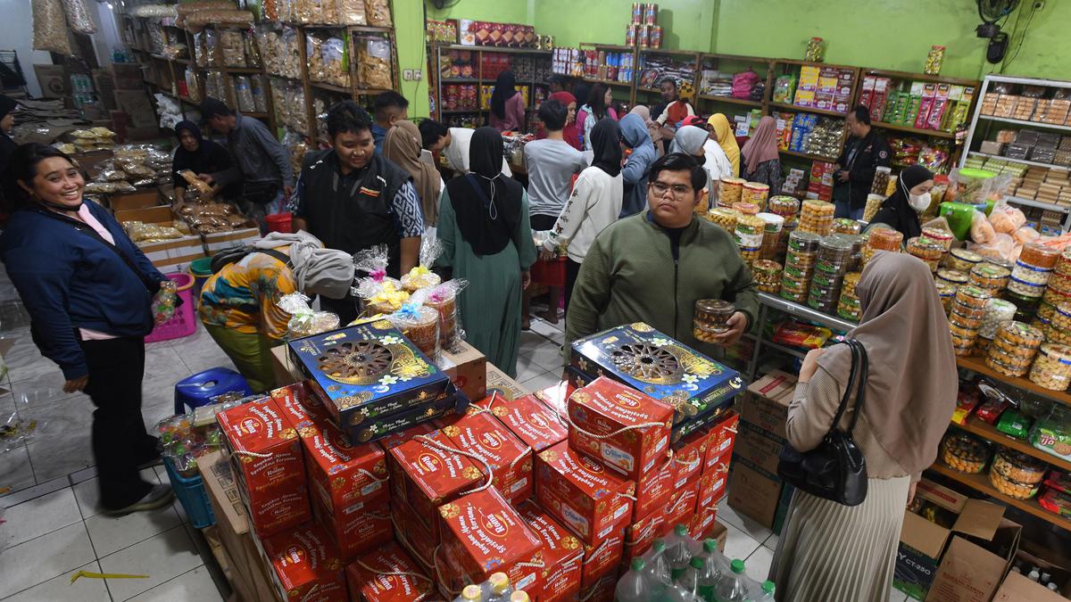 Jelang Lebaran 2025, Penjualan Kue Kering Melonjak