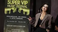 Pedangdut Wika Salim tampil seksi di pentas musik Super VIP Music Festival Bigo Live pada Rabu (23/03/2022). (Kapanlagi.com/Budy Santoso)