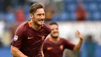 Kapten AS Roma, Francesco Totti. (AFP/Alberto Pizzoli)