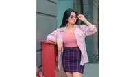 6 Pesona Olivia Noor, Pedangdut yang Dibully Karena Ayahnya Tukang Buah (sumber: Instagram.com/olivianoor26)