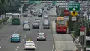 Kondisi jalan di kawasan Sudirman terlihat lancar, Jakarta, Jumat (3/4/2015).  Kondisi jalanan lengang disebabkan libur panjang yang bertepatan libur paskah dan banyaknya masyarakat Jakarta yang berlibur ke luar kota. (Liputan6.com/Faizal Fanani)
