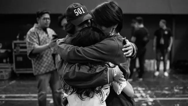 Putuskan Keluar, Ini 6 Potret Kebersamaan Agy dan Svmmerdose