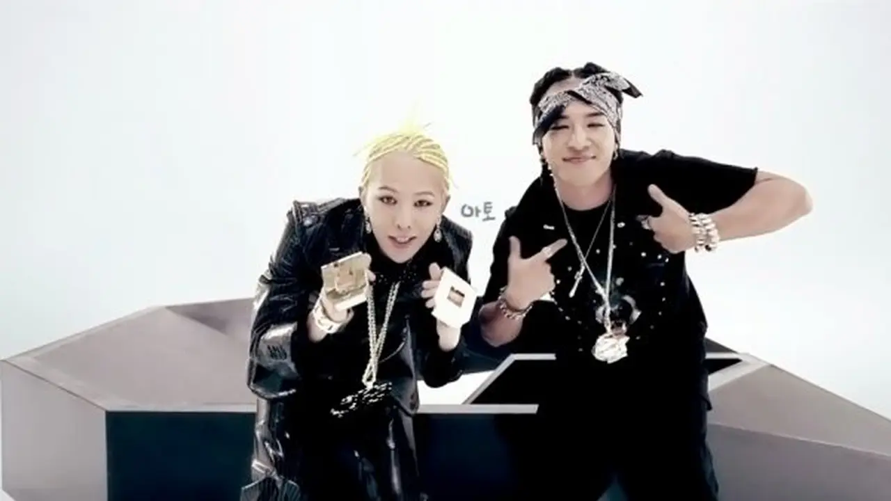 G-Dragon dan Taeyang Raih Penghargaan Pertama di 2015
