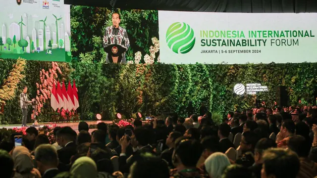 Presiden Joko Widodo membuka Indonesian International Sustainability Forum (ISF) 2024 di Jakarta pada hari Kamis (5/9/2024). (Dok Kemenko Marves)