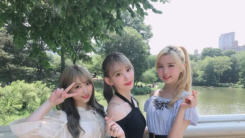 Yabuki Nako, Miyawaki Sakura, dan Honda Hitomi. (Instagram/ official_izone)