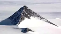 Struktur piramida misterius di Antarktika (Third Phase of the Moon)
