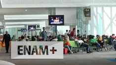 19 rute penerbangan Penerbangan Maskapai Lion Air di bandara Sepinggan Balikpapan Kalimantan Timur mengalami Delay, penumpang menunggu 6 jam. bahkan beberapa penumpang rela menginap di bandara.