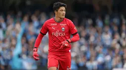 Kiper Kawasaki Frontale, Jung Sung-ryong menjadi pahlawan kemenangan setelah menjadi penendang terakhir yang mampu melesakkan gol ke gawang Kashiwa Reysol sekaligus mementahkan eksekusi terakhir lawan dalam adu tendangan penalti. (J.LEAGUE)