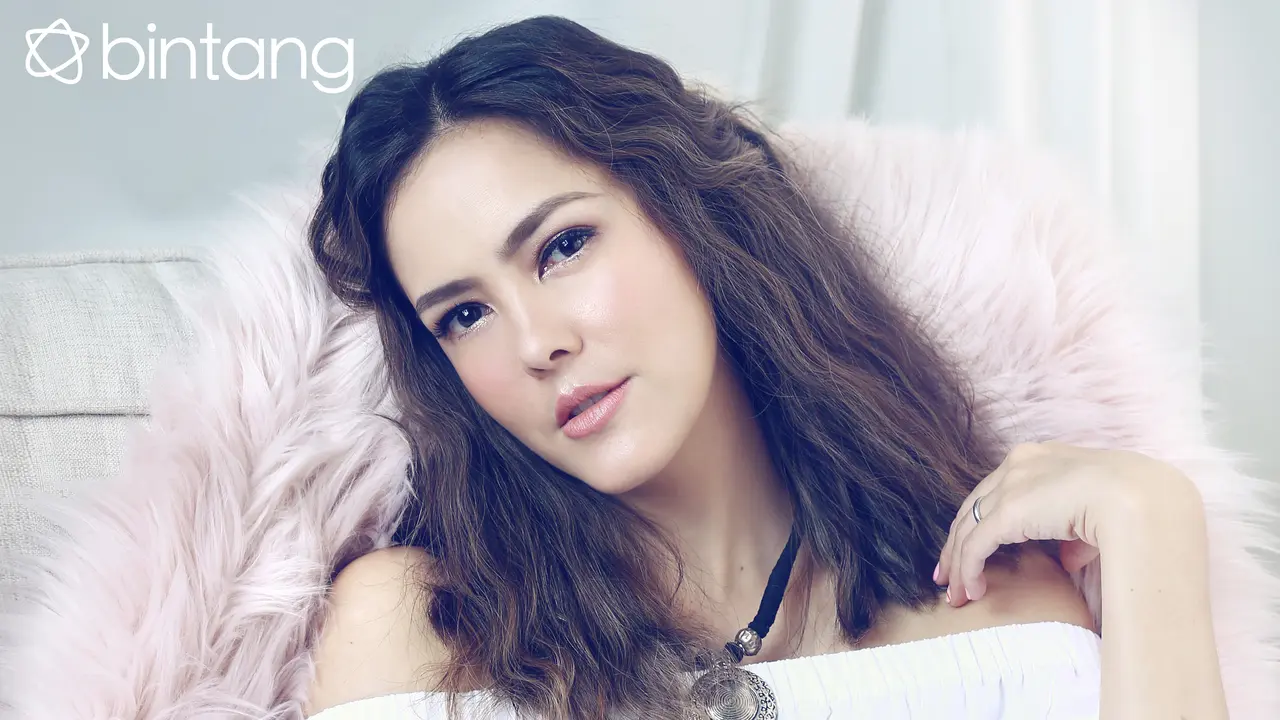 [Bintang] Cathy Sharon