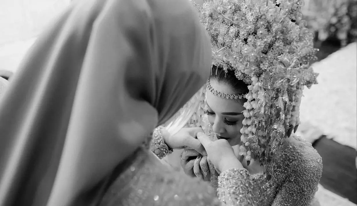 Faradilla Yoshi dan Bryan Mckenzie (Instagram/bootesphotography)