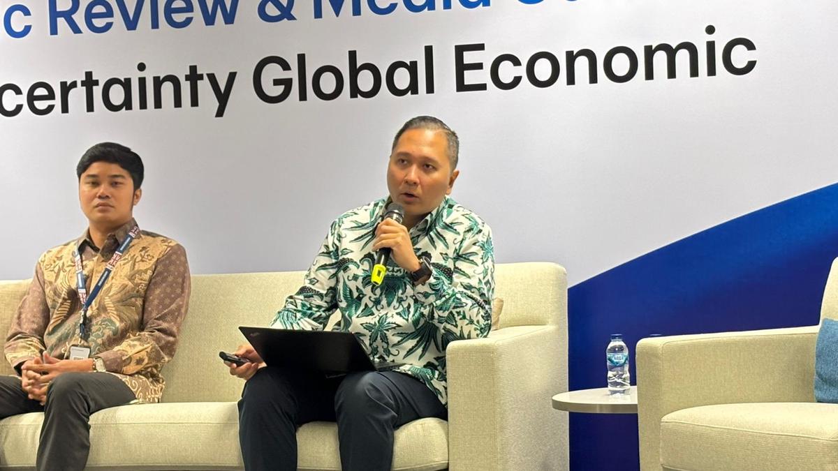 Bahaya Rupiah Jadi Salah Satu Mata Uang Paling Loyo di Asia