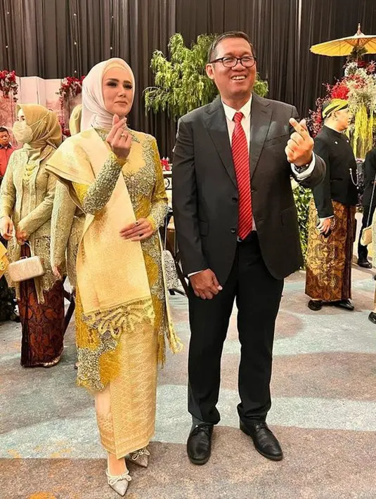 Usai mendengar keputusan dari pemerintah, banyak netizen yang berterima kasih kepada Mulan di kolom komentar. (instagram.com/mulanjameela1)