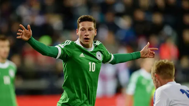 julian-draxler-131013a.jpg