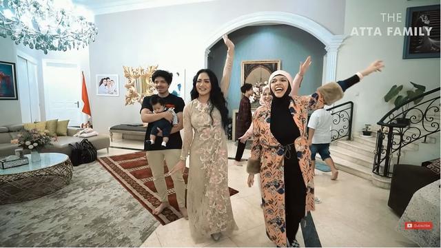 6 Potret Pertemuan Krisdayanti dengan Gen Halilintar, Penuh Sambutan Hangat