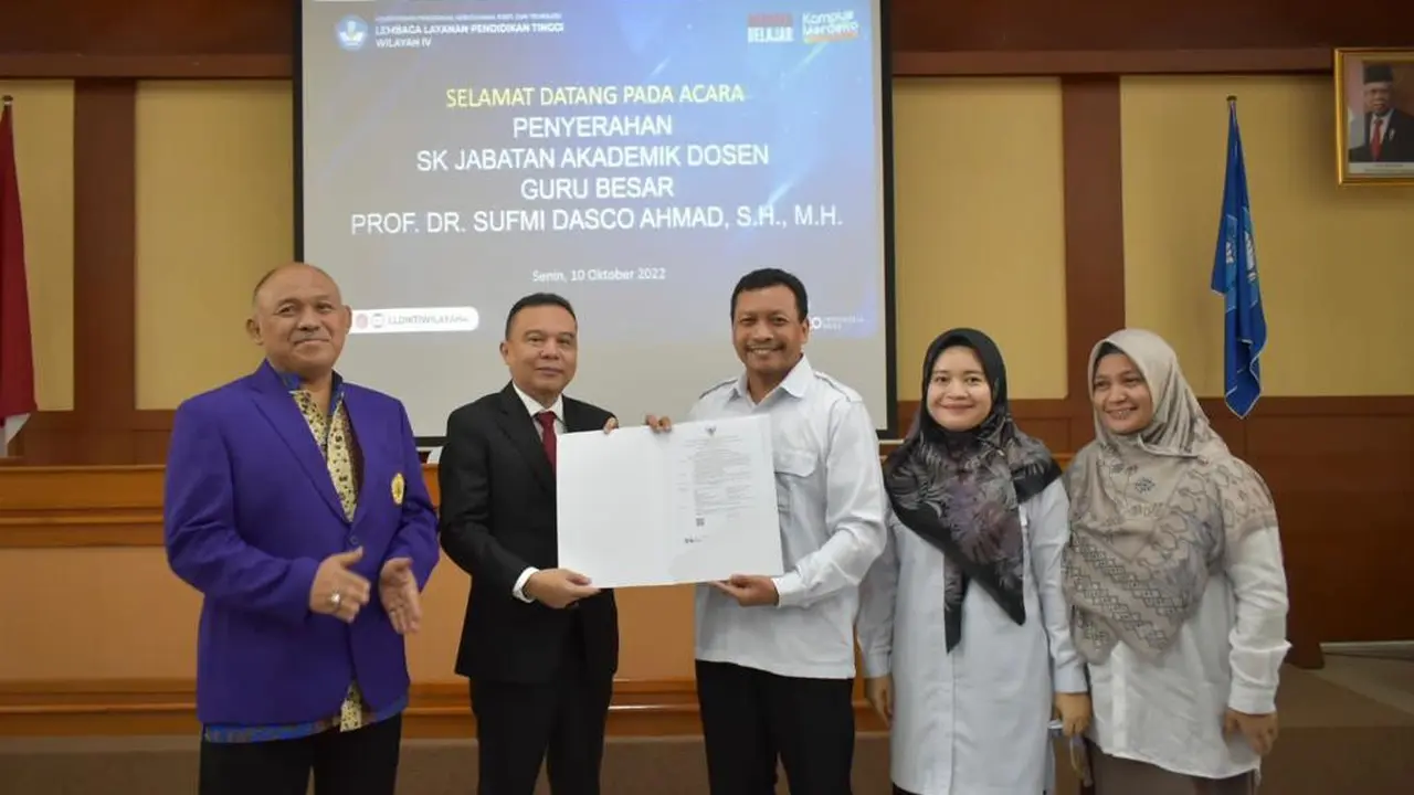 Wakil Ketua DPR RI Sufmi Dasco Ahmad resmi menyandang gelar Profesor.