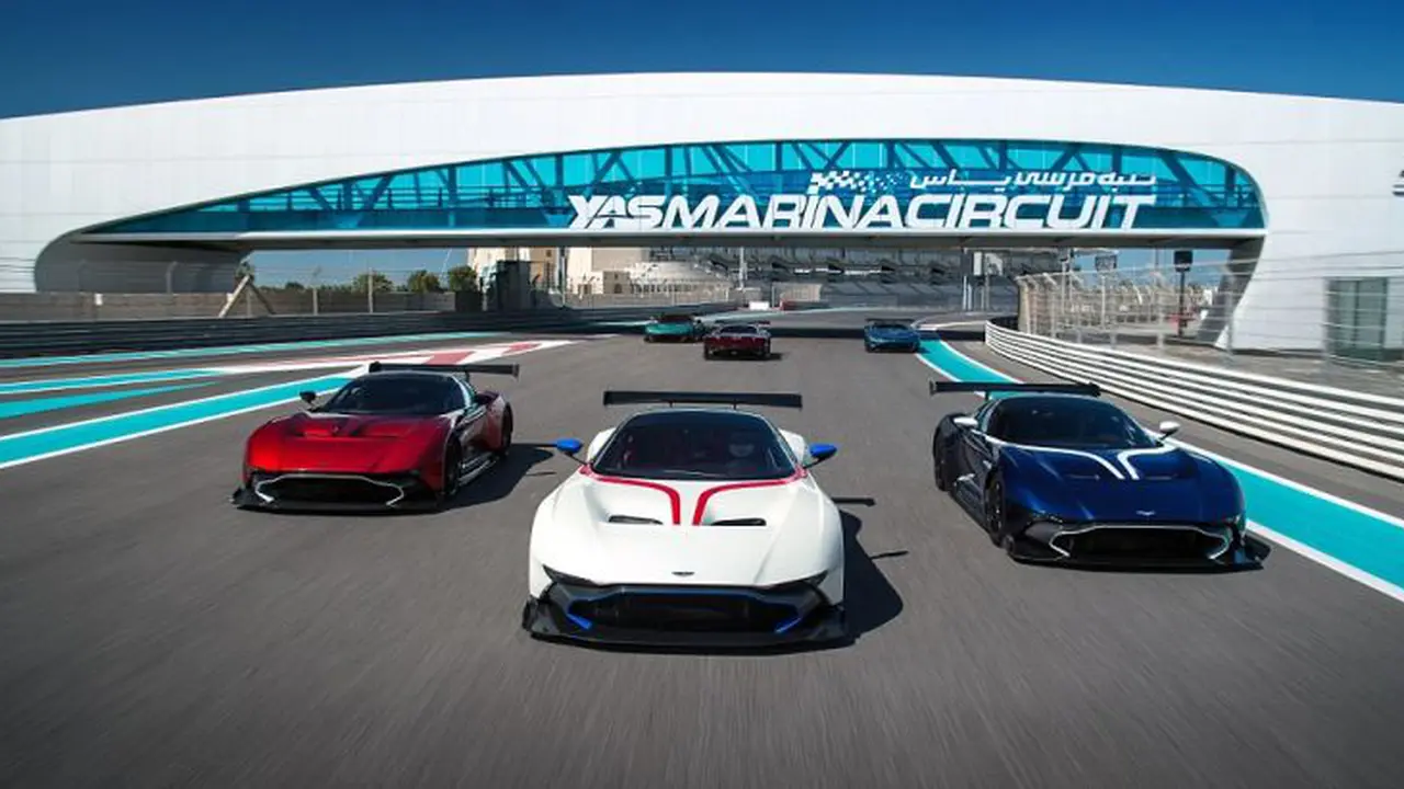 Pembeli Aston Martin Vulcan Wajib Dilatih