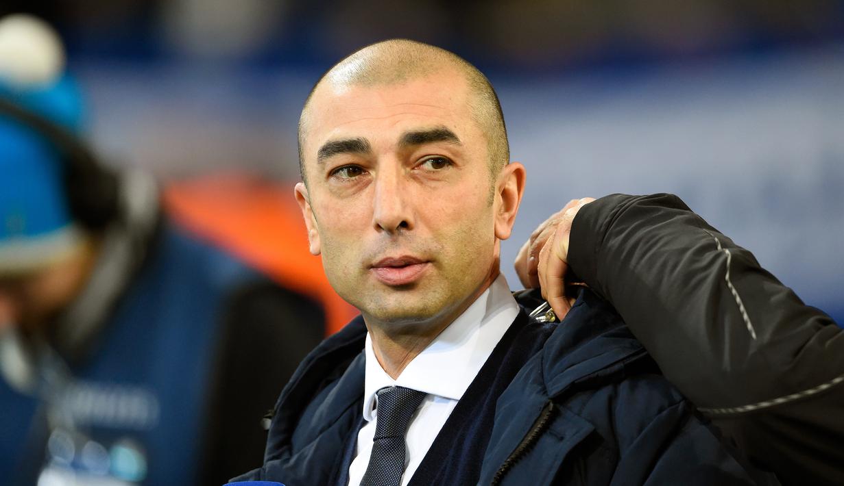 2. Roberto Di Matteo - Pelatih asal Italia tersebut ditunjuk Chelsea menggantikan Andre-Villas Boas yang dipecat pada bulan Maret. Sejarah berhasil ia catatkan usai Chelsea memenangkan Liga Champions mengalahkan Bayern Munchen. (AFP/Giuseppe Cacace)