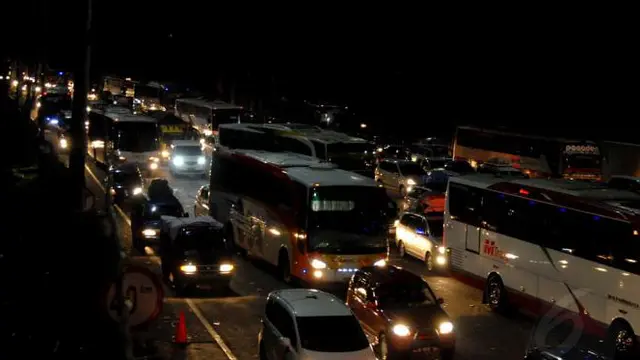 Tarif Tol Jakarta-Cikampek Naik dan Al Ahmad Dhani Pakai Pengawal