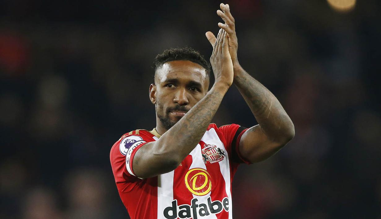 4. Jermain Defoe (Sunderland) - 8 Gol. (Reuters/Russell Cheyne)
