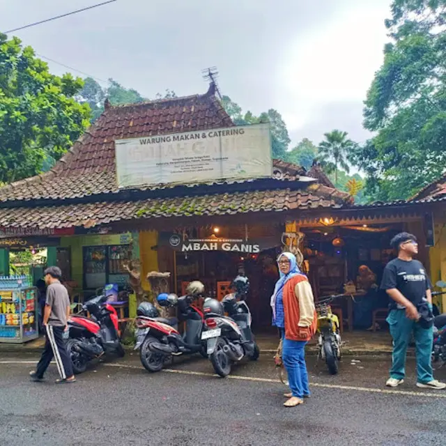 Warung Makan dan Catering Mbah Ganis (GMaps/ Raden Oktova Star)