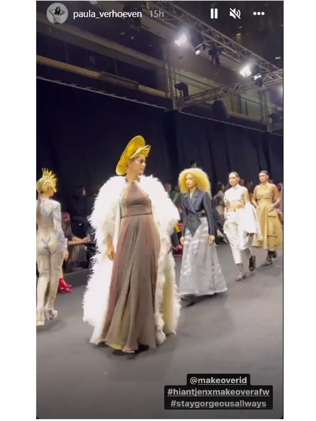 Tampil di Catwalk Usai 3 Tahun, ini 6 Potret Paula Verhoeven di Arab Fashion Week