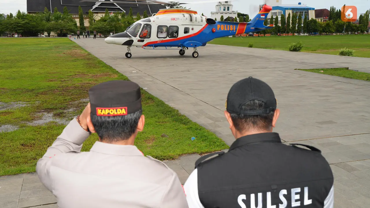 Pj Gubernur Sulsel Bahtiar Baharuddin dan Kapolda Sulsel Irjen Pol Andi Rian R Djajadi (Liputan6.com/Istimewa)
