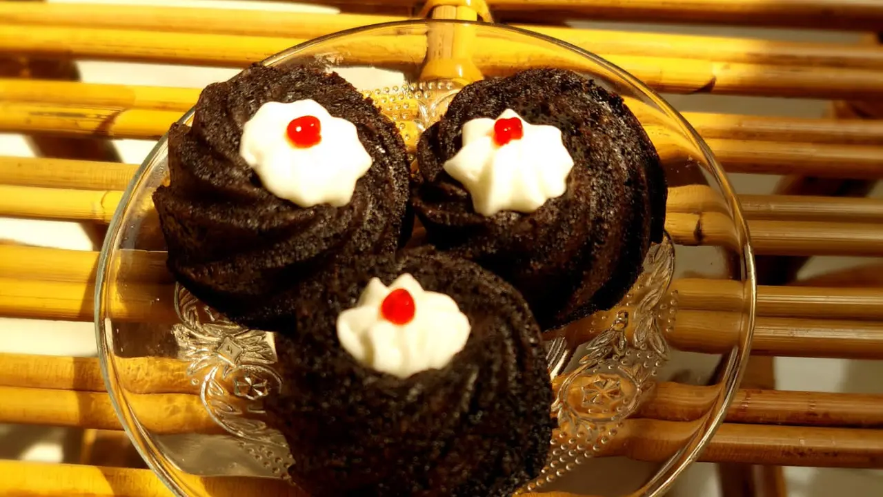 Fokus Berjualan Brownies, Usaha Kuliner di Malang Ini Mampu Mendulang Sukses