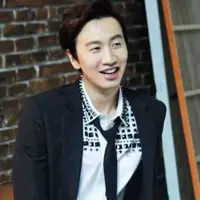 Lee Kwang Soo akan menjadi cameo drama untuk "Descendants of the Sun" mendukung sahabatnya, Song Joong Ki.