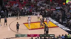 Berita video game recap NBA 2017-2018 antara San Antonio Spurs melawan Miami Heat dengan skor 117-100, Rabu (25/10/2017) WIB.