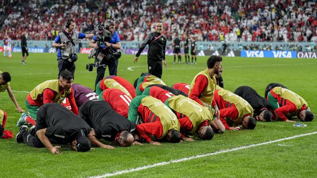 Momen Pemain Maroko Sujud Syukur Rayakan Kemenangan atas Spanyol