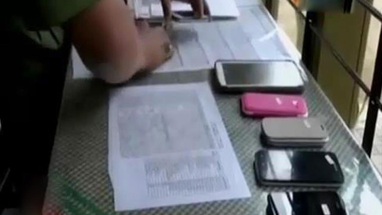 Cegah Contek Massal, Puluhan Ponsel Siswa SMP Disita Pengawas