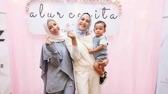 Potret Persahabatan Natasha Rizky dan Nina Zatulini, Wajahnya Disebut Mirip