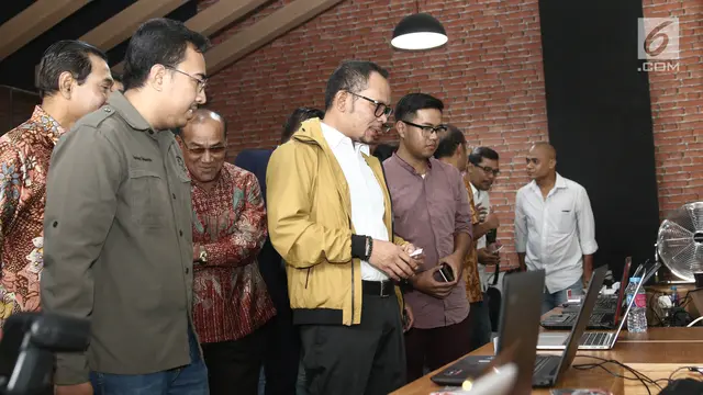 Menaker Hanif Dakiri Resmikan Ruang Inovasi
