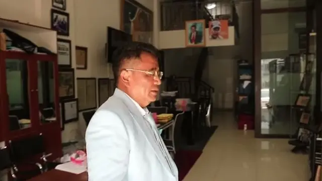Jadi Ruko Termahal yang Pernah Dibeli, Ini 6 Potret Kantor Hotman Paris