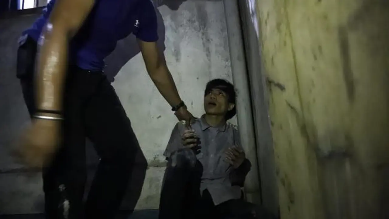 Drama Maling bak Spiderman di Batam Menangis Panggil-Panggil Polisi