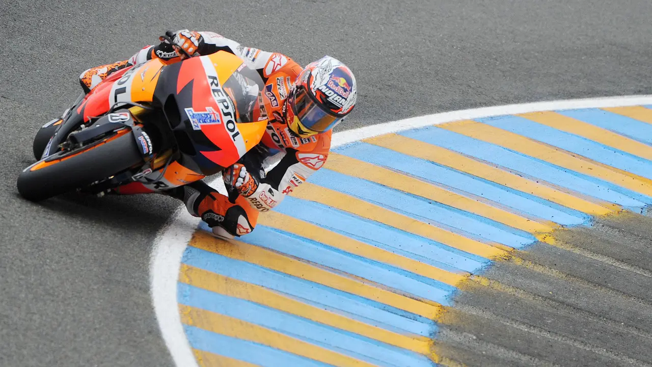 Jelang MotoGP Prancis, Rossi Kalah Hebat dari Lorenzo