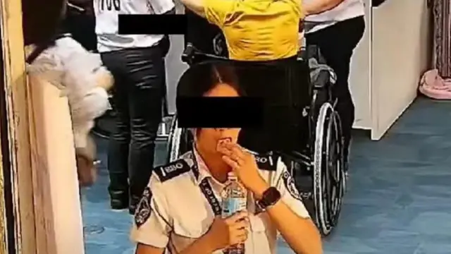 Petugas Keamanan Bandara Filipina Terciduk Menelan Uang Pengunjung