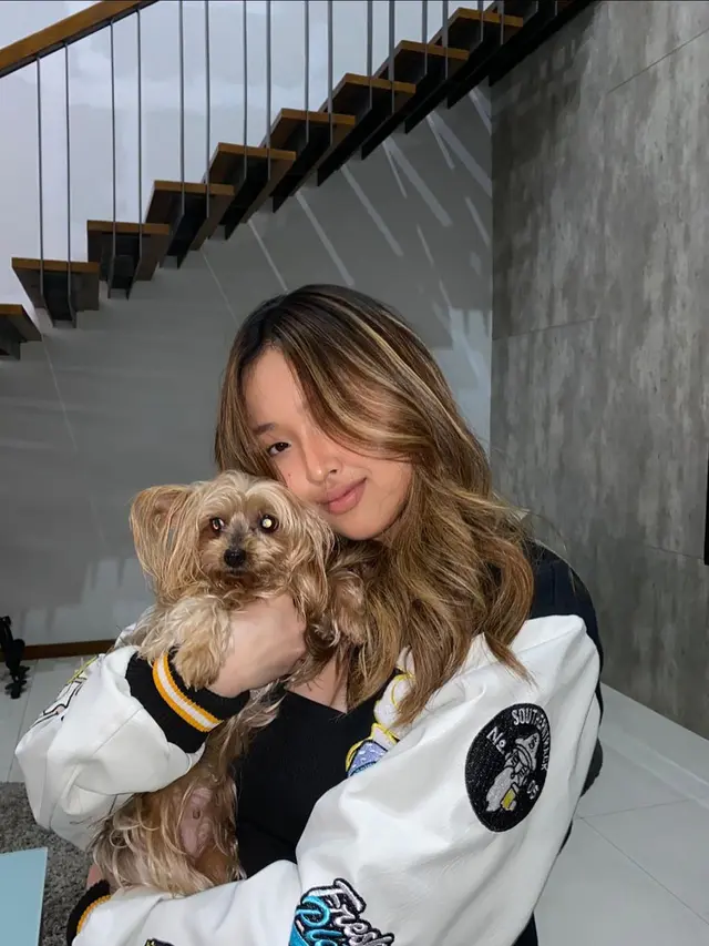 6 Potret Michelle Ashley Putri Pinkan Mambo yang Diduga Dapat Pelecehan Seksual dari Ayah Tiri