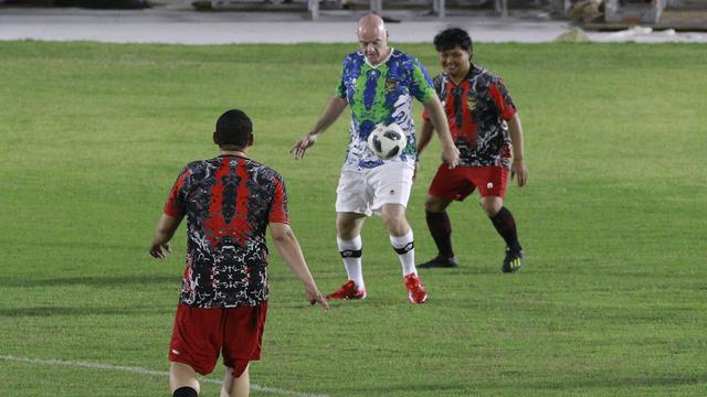 Foto: Melihat Duet Presiden FIFA dan Ketum PSSI Saat Fun Football, Sama-sama Cetak Gol